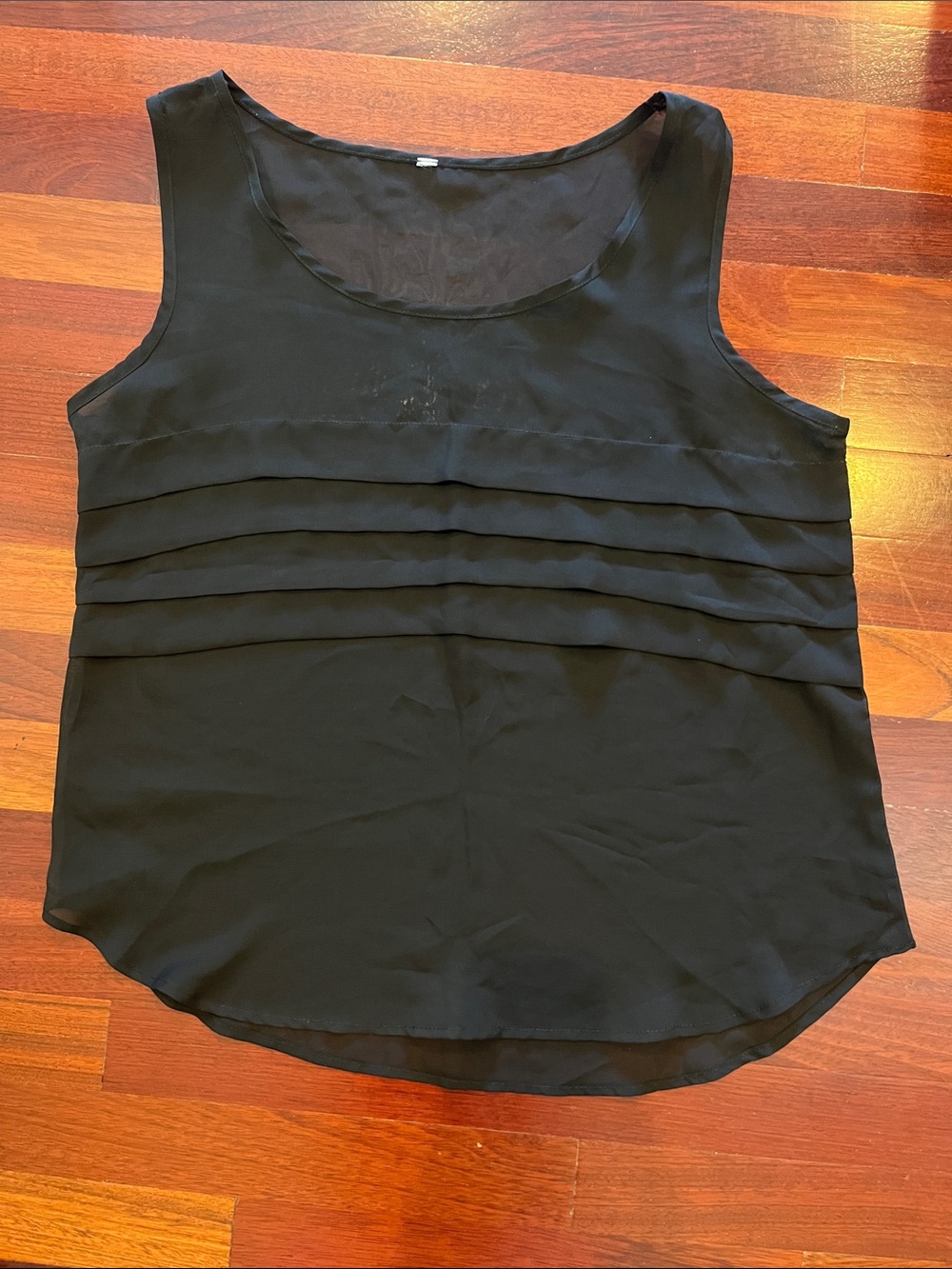 Womens Large Shear black sleeveless blouse